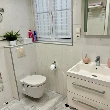 02 Apartment Paris